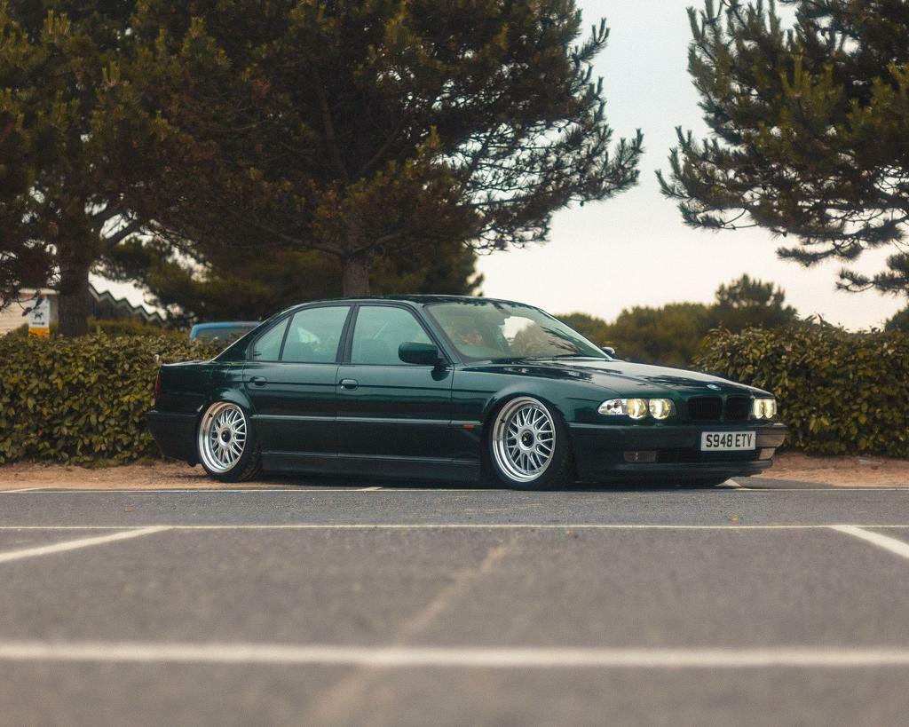 Bmw e38 735i