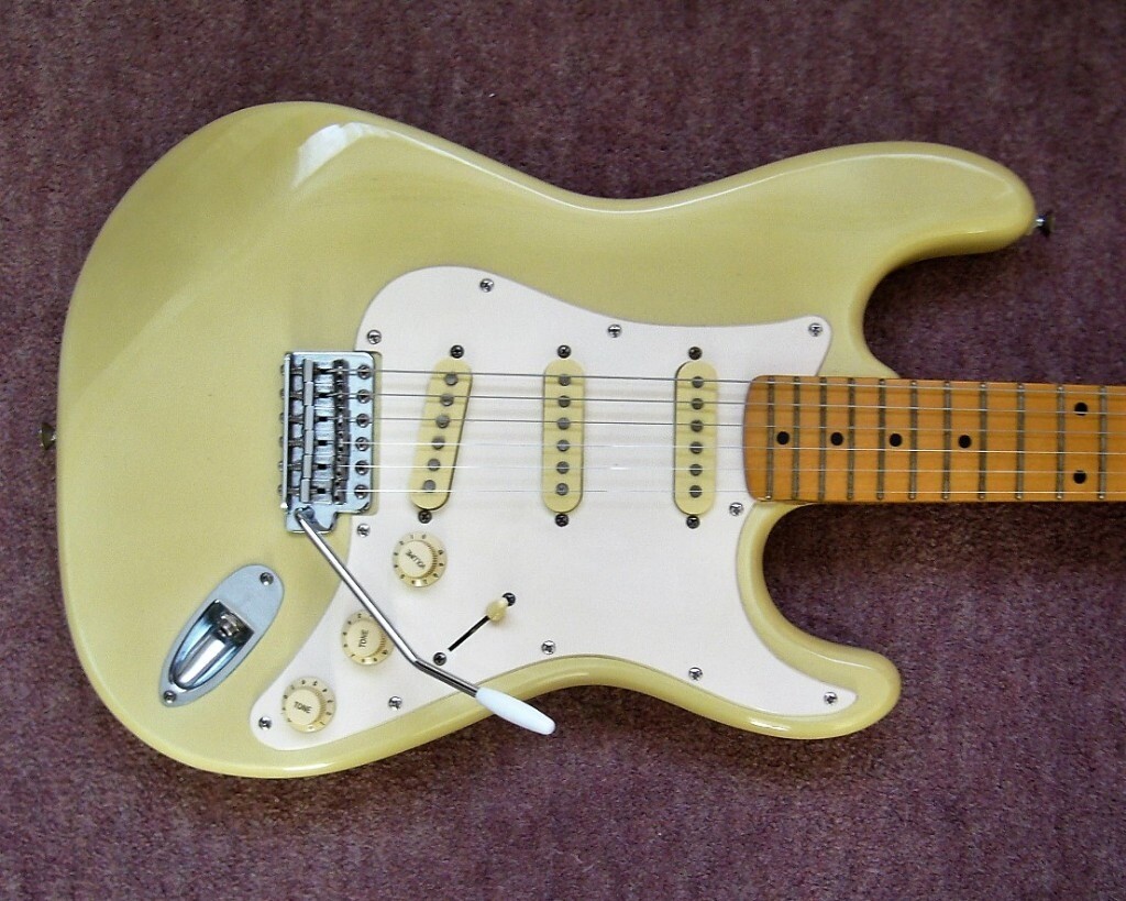 Vintage Korean Fender Squire Stratocaster Electric Guitar 1989 in