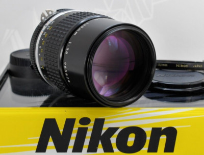  [Near MINT] Nikon Ai-s Ais Nikkor 135mm f2.8 MF Telephoto Lens From JAPAN