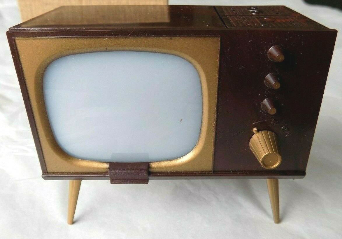 Vtg Tiny TV Salt and Pepper Set Photo Holder Unused in Original Box Novelty