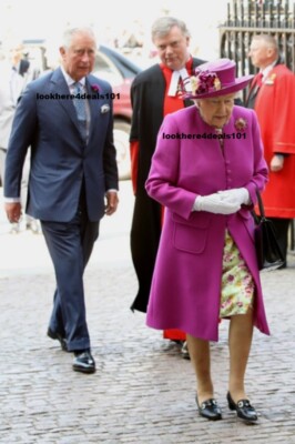 QUEEN ELIZABETH Photo 4x6 Prince Charles England Great Britain Collectibles