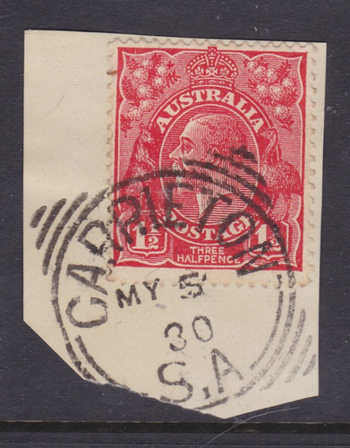 AUSTRALIA KGV 1930 1 1/2D RED SQUARED CIRCLE PMK CARRIETON ON PIECE (LF77)
