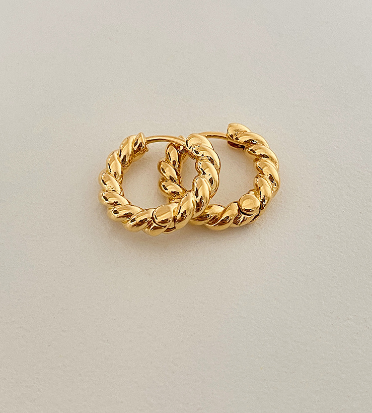 Women Girl 18K Gold Plated Small Twist Huggie Hoop Earrings Gift XJ5