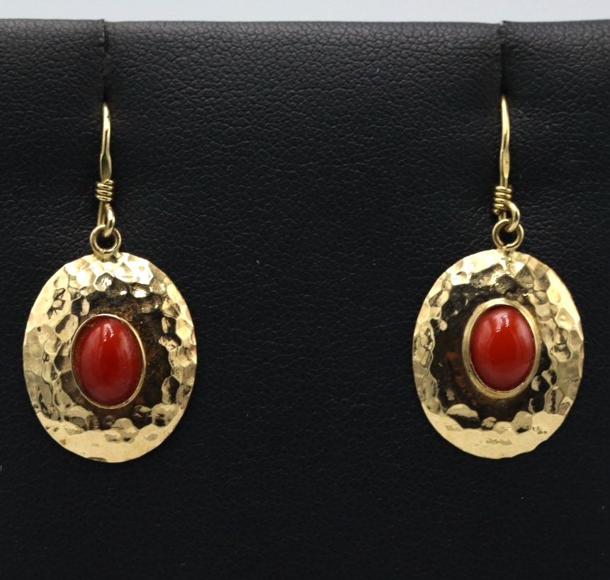Orecchini pendenti con corallo mediterraneo in oro massiccio 18K vintage anni 70