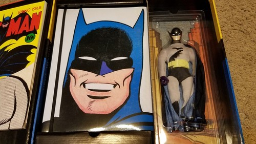 Batman Masterpiece Edition Golden Age Set. Figure. Comic Book