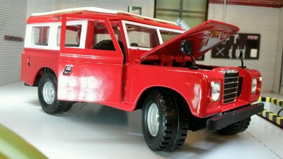 LGB 1:24 G Échelle Land Rover Séries 3 109 Lwb Break Modèle Miniature Burago