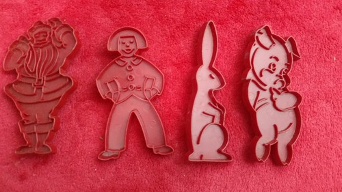 10  Vintage Red Tupperware Holiday Cookie Cutters Birthday Easter Bunny Flag Pig