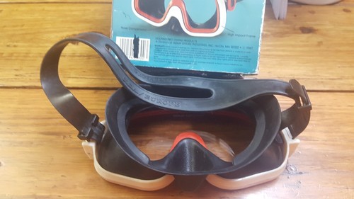 Dolfino Diving Mask In Box Vintage Glass Model DS- 300 Lido Tempered Rubber