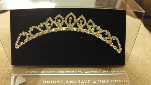 New Studio His & Hers Bridal Crystal Tiara Comb Sparkly Still in Box Beautiful