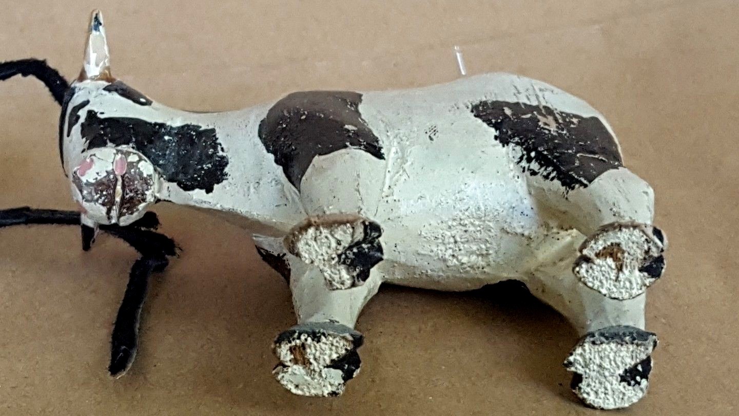 Cow, bull, figurine, wood, folk art, vintage, primitive, 2 3/4