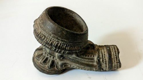 RELIC CIRCA 1732 BURMA BURMESE CARVED PIPE RARE
