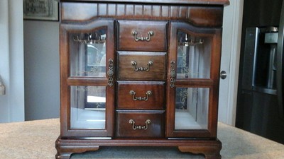 VINTAGE 13quotx13quot WOOD JEWELRY MUSIC BOX4 Drawers 2 DoorsJay Imports Taiwan
