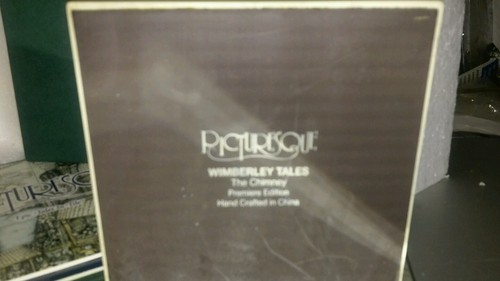 ***Picturesque Tile Harmony Kingdom Wimberley Tales  