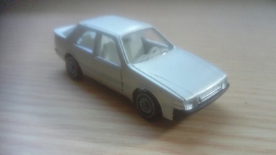 SIKU SAAB 9000 SILVER 1:55 ART NR 1066