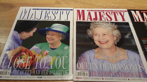 7 Majesty magazine of Queen Elizabeth