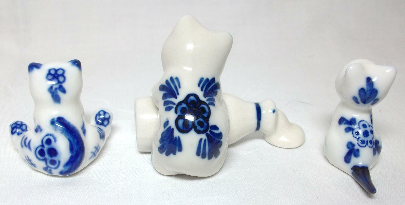 Group Of 3 Porcelain Delft Blue & White Miniature Cats Kittens W/ Spilled Milk
