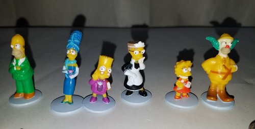 The Simpsons CLUE Board Game Complete Set Replacement Movers & Weapons Pieces