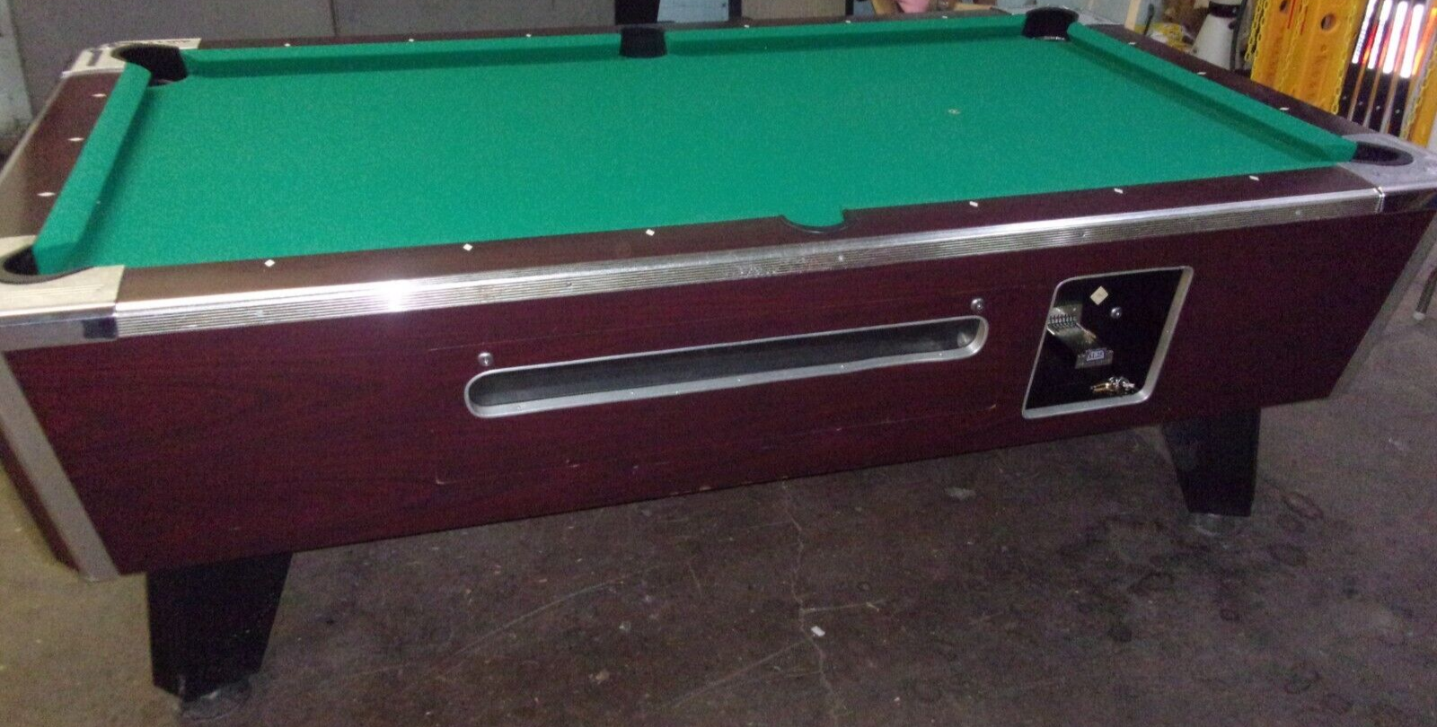 VALLEY ZD8 COIN OP 7 ft. pool table #PT366 VALLEY ZD8 COIN OP 7 ft. pool table #PT366