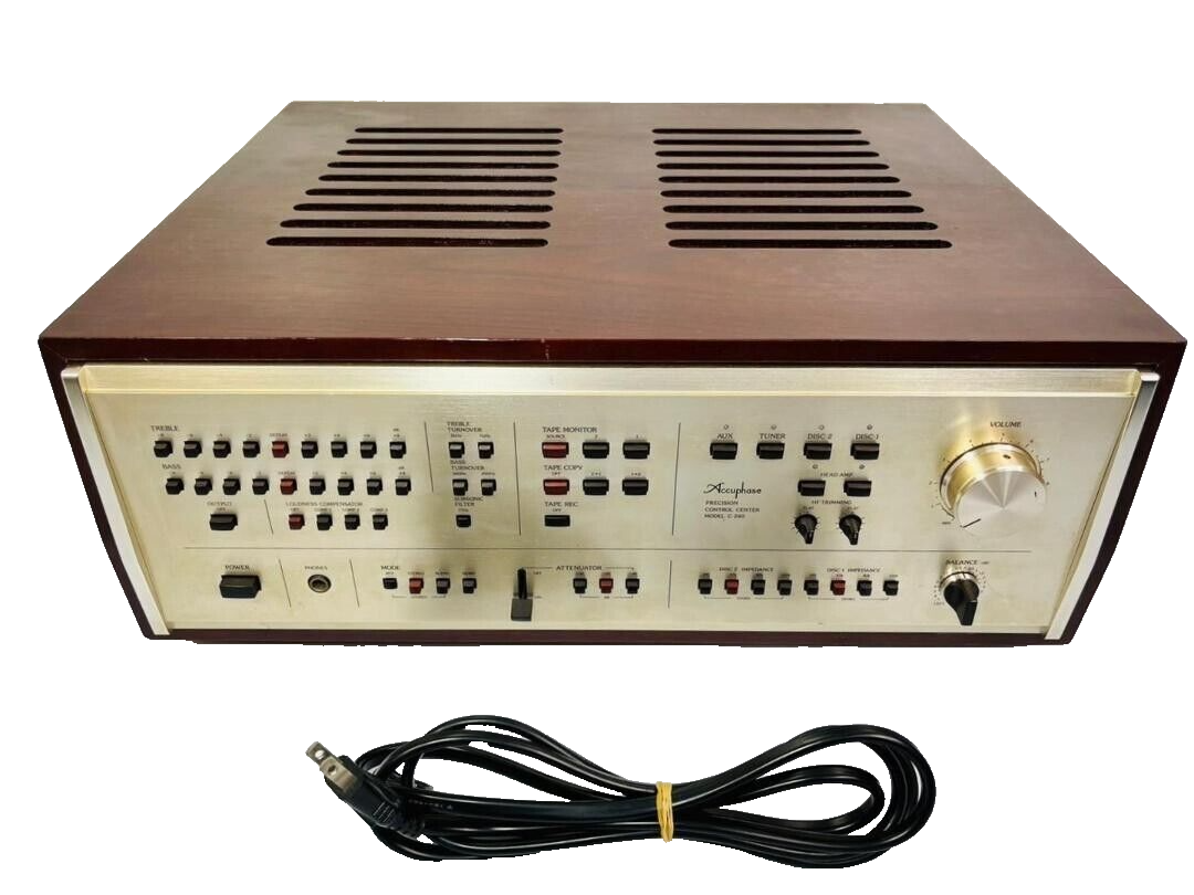 Accuphase アキュフェーズ コントロールC-240 ACCUPHASE Control Amplifier (transistor) C-240 Good