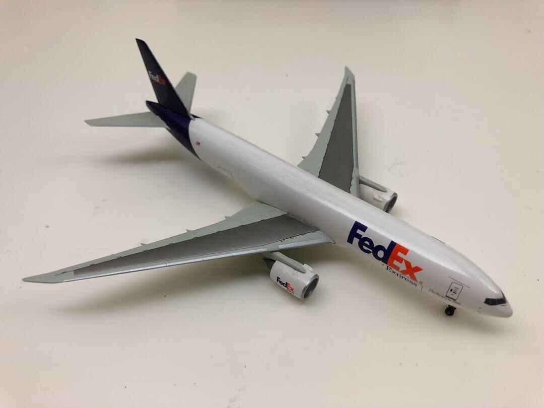 ドラゴン　B717-22A  1/400 Boeing 717 TWA American Airlines N2417F Dragon Wings 1:400
