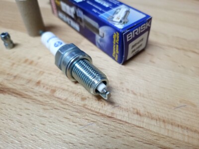 1x BRISK BR14YS - High Performance Motor Cycle Upgrade Racing Silver Spark Plugs