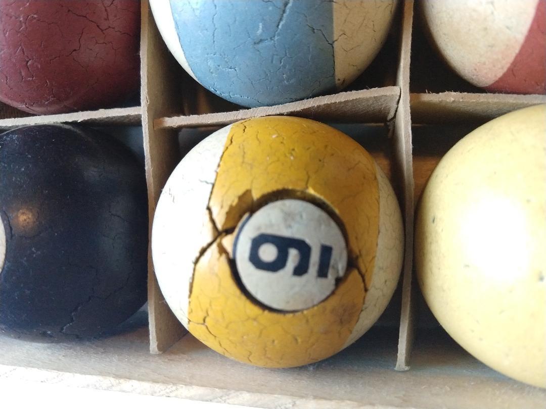 Antique Hyatt Albany Pocket Billiard/Pool Balls Original Wooden Box – 1905
