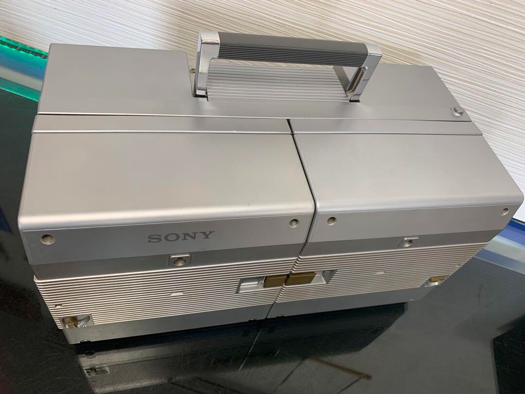 SONY CFS-88 4 band radio cassette player Tested and