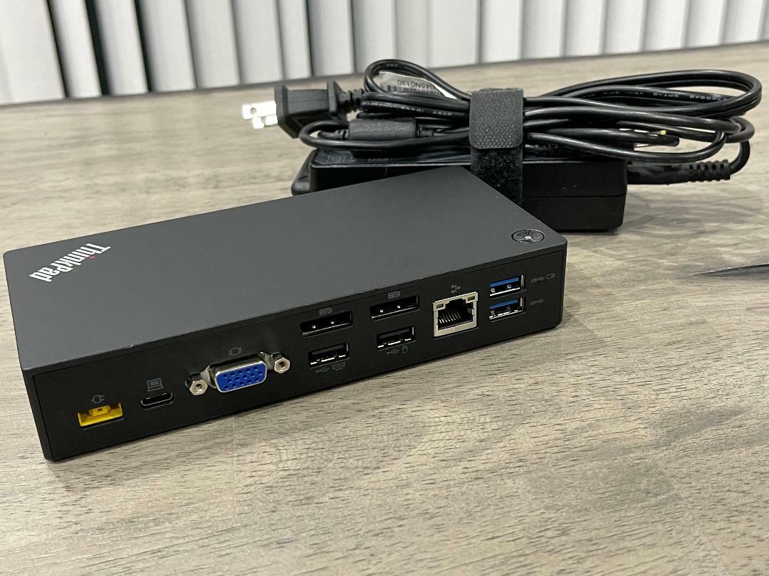 Lenovo. Thinkpad USB-C Dock US - 40A90090US Docking Station