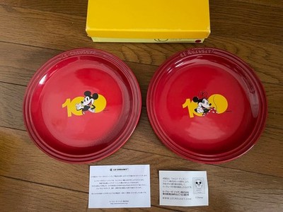 LE CREUSET Disney 100th Anniversary Limited Edition Plate Cherry Red 19cm