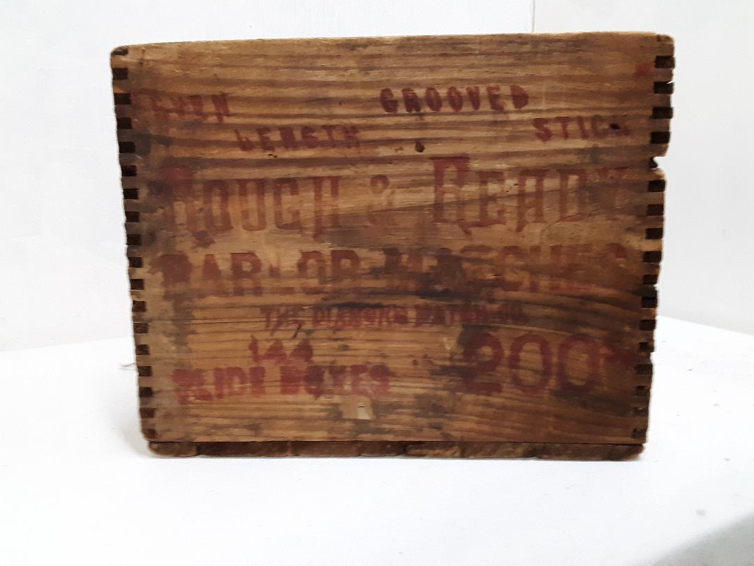 VINTAGE Dovetailed Wood Shipping Crate Box Rough & Ready Parlor Matches Diamond