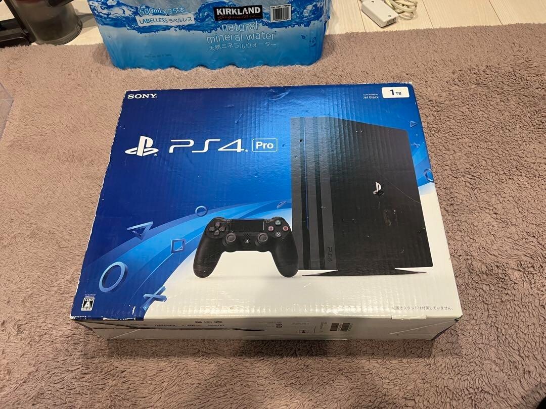 Sony PS4 PlayStation 4 Pro CUH-7000BB01 Jet Black 1TB