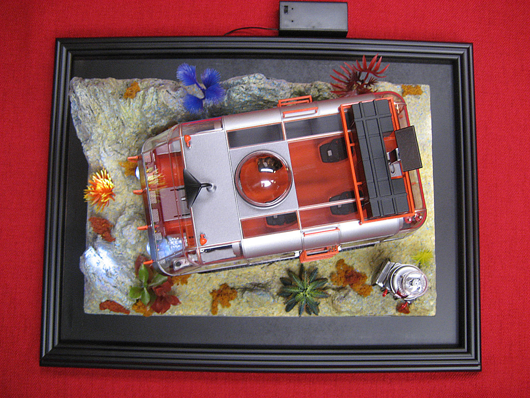 LOST IN SPACE CHARIOT W/ CUSTOM DIORAMA - PROFESSIONALLY CONSTRUCTED & FINISHED