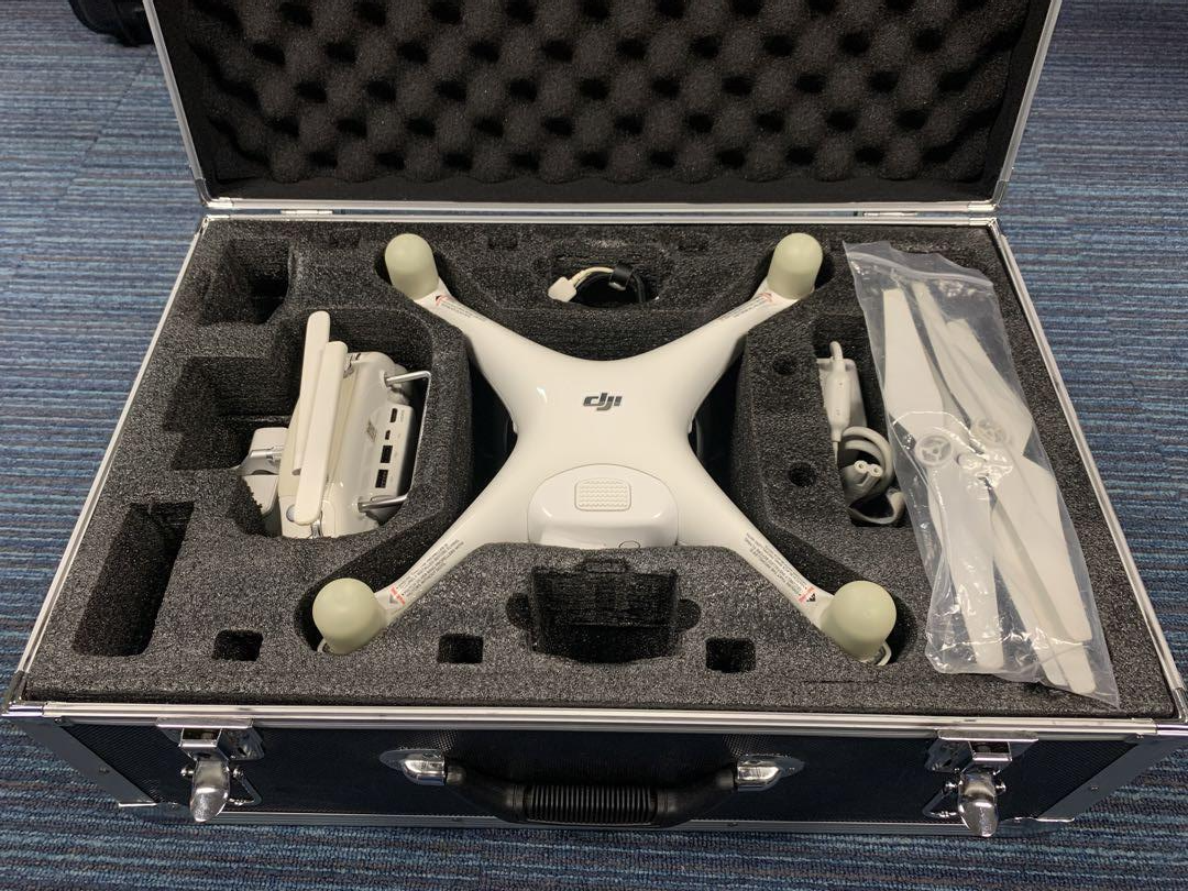 DJI phantom 4 pro Drone White Operation Confirmed w/Case