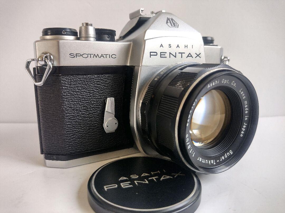 069 Pentax Spotmatic SP 35mm film camera Super Takumar 55mm