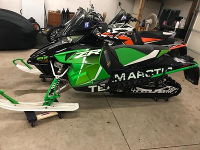 2017-ARCTIC-CAT-6000-RR-137-ES