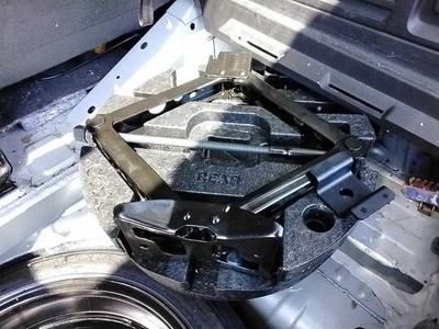 Used Floor Jack fits: 2019 Chevrolet Traverse Jack Grade A