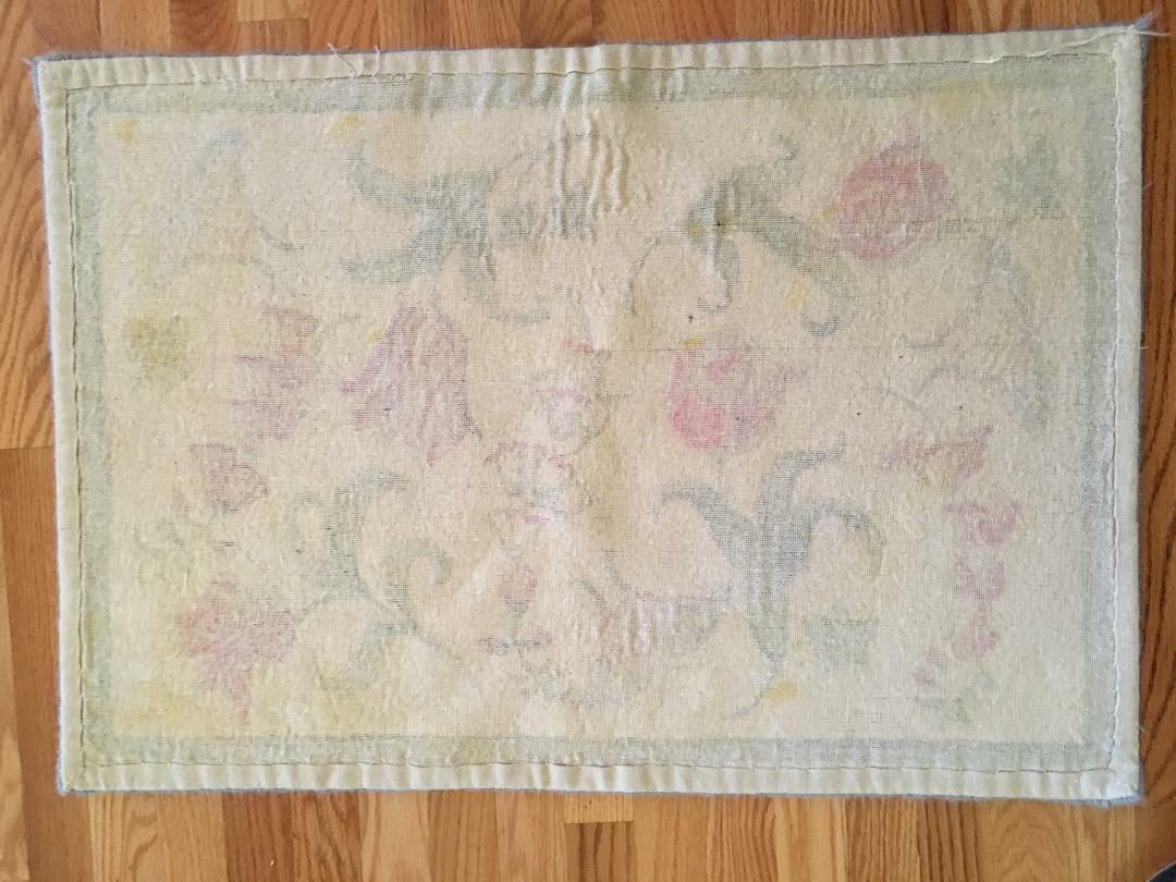VINTAGE TULIPS FLORAL HOOKED RUG