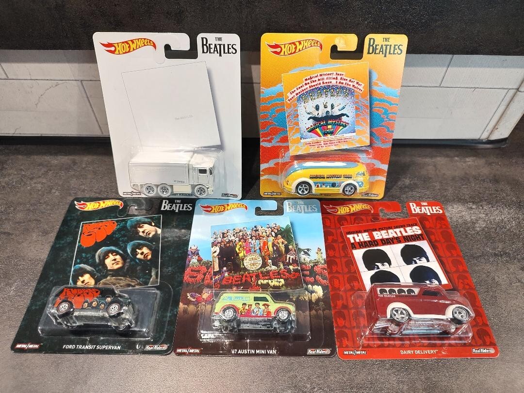 Hot Wheels The Beatles & The Who 3台 未開封 Hot Wheels The Beatles & The Who 3台 未開封 ミニカー
