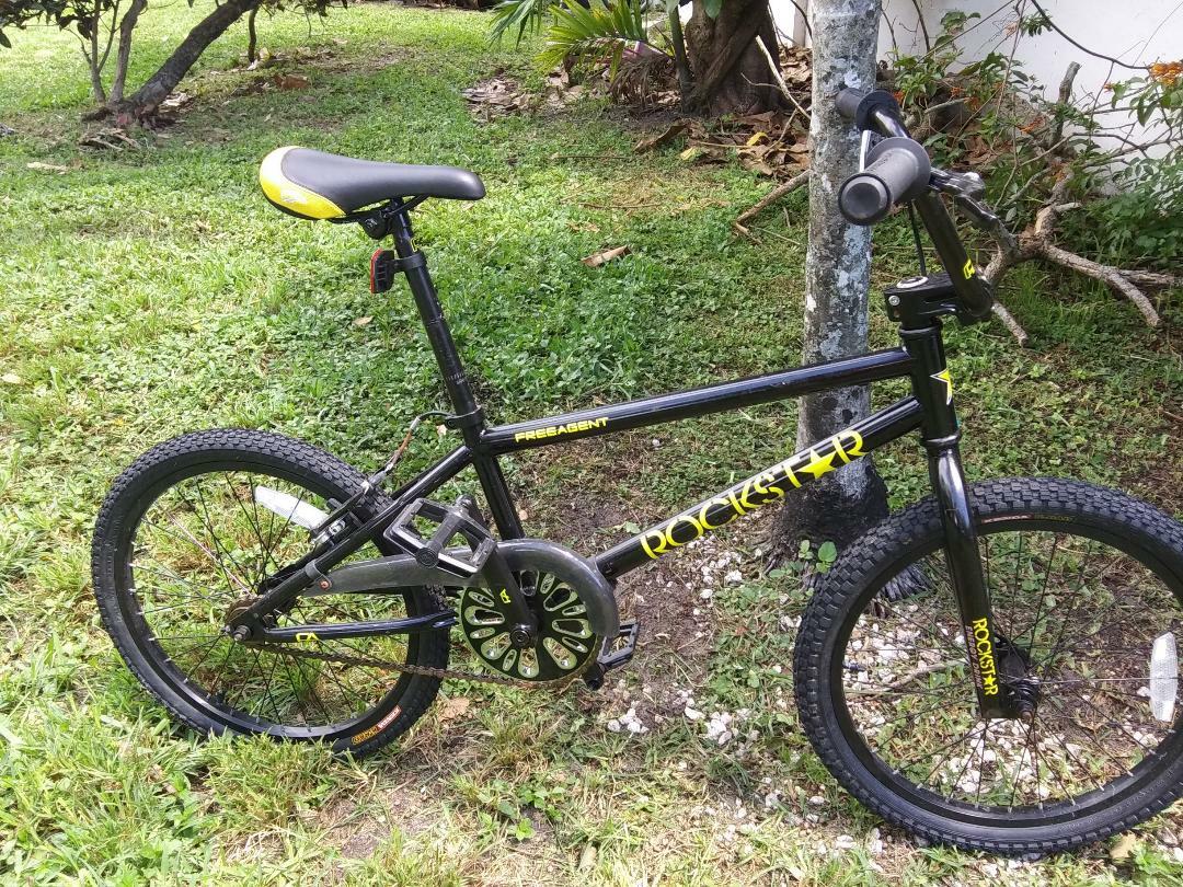 LOOK!! Rare Limited Edition Free Agent Rockstar Energy BMX Bicycle