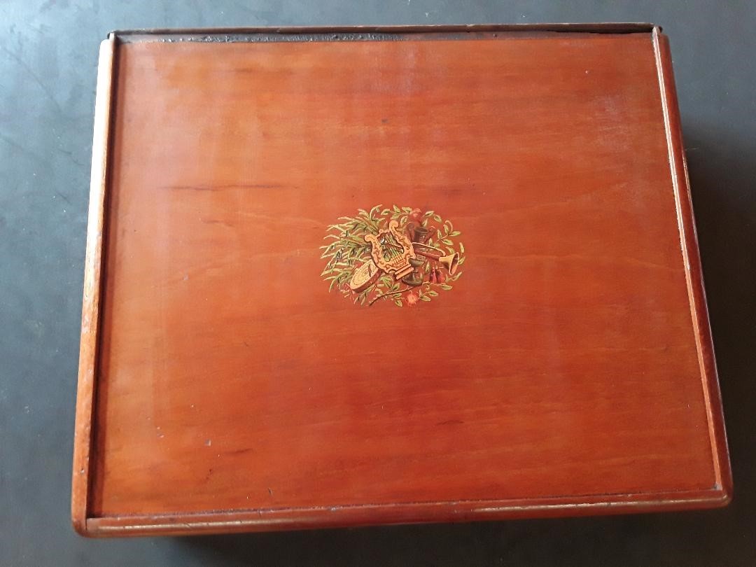 Vintage Xylophone Deagan, Musser, Jenco? 1800s Oak box Great condition