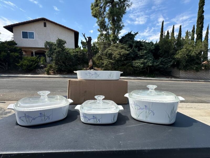 Corningware Shadow Iris 3 Piece Set with Lids and Casserole