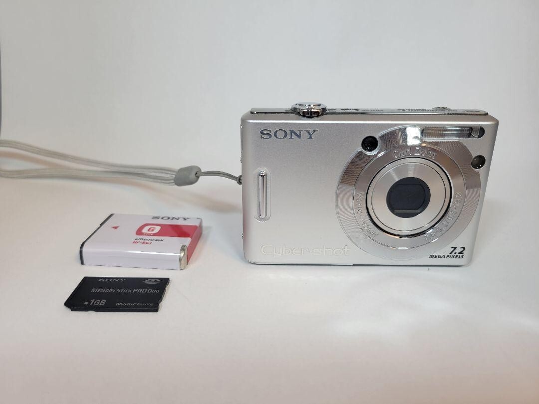 Sony Cyber shot DSC-W35 デジタルカメラ Amazon.com : Sony DSC-W35 7.2 Megapixel Cyber-Shot(R