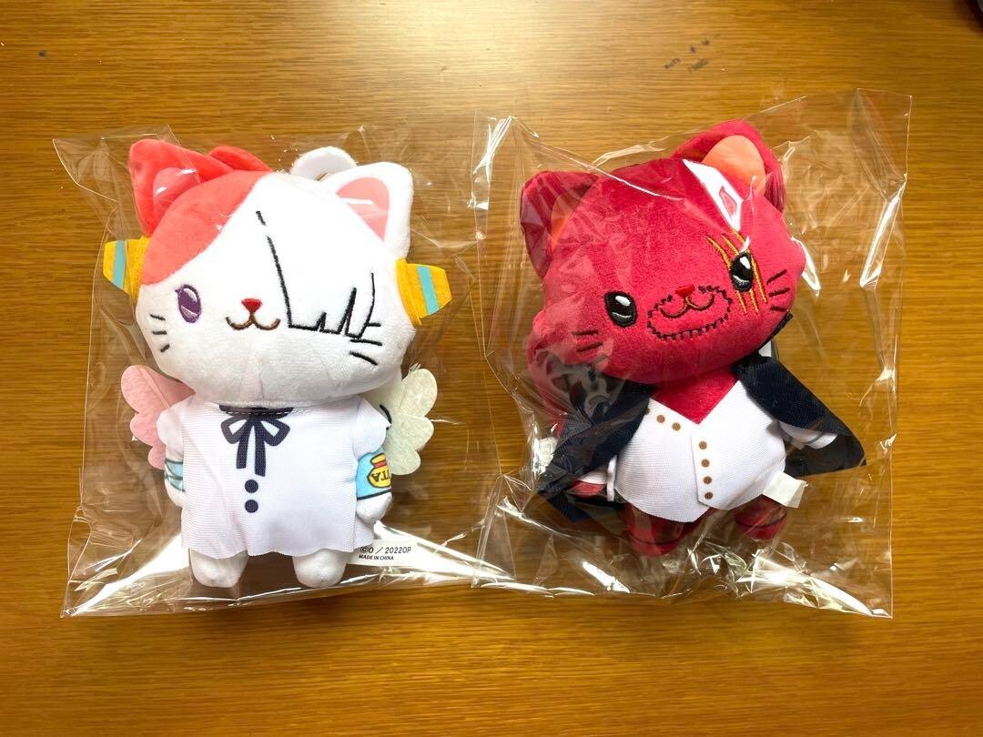 One Piece Film Red Shanks Uta With Cat Plush Keychain Eye