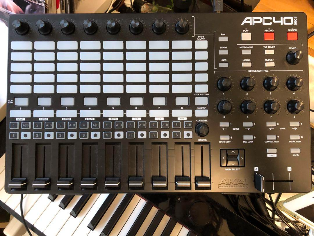 AKAI Professional APC40 MKII MK2 Live Performance