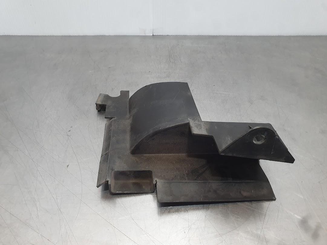 1998 Slk MERCEDES LHF RADIATOR COVER TRIM 1705050388 R170 01/97-08/04 image 4