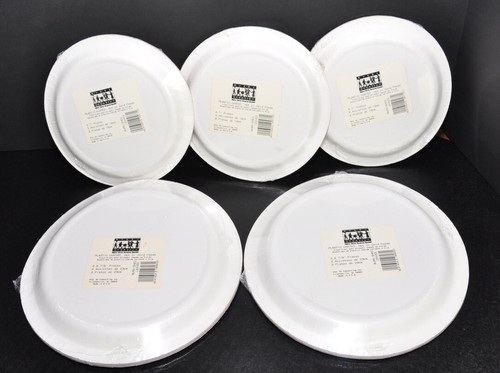 Set Of Plastic Coated Paper Plates Fall Thanksgiving &ldquo;Burnished Leaves&rdquo; NEW