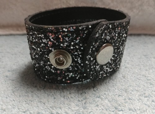 Absolutely Fresh by PRESTIGE LEATHER Leather & Sparkle Cuff Bracelet Made in USA