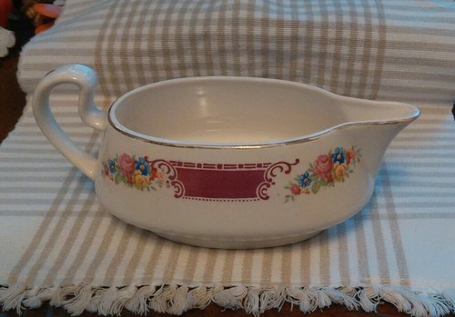 Homer Laughlin Brittany Majestic Gravy / Sauce Pitcher H 45 N  6