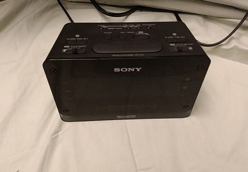 Sony Dream Machine Digital AM/FM Black Clock Radio Green LED ICF-C414