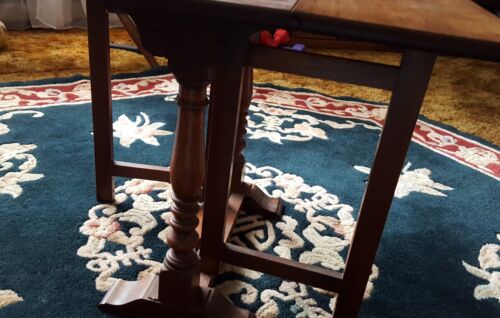 THE BARTLEY COLLECTION ? COACH TABLE ? PETITE HARD WOOD DROP LEAF TABLE